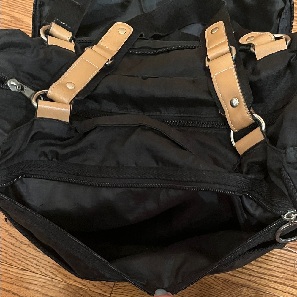 Nylon shoulder bag - Picture 4 of 8